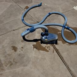 Pool Vacuum 