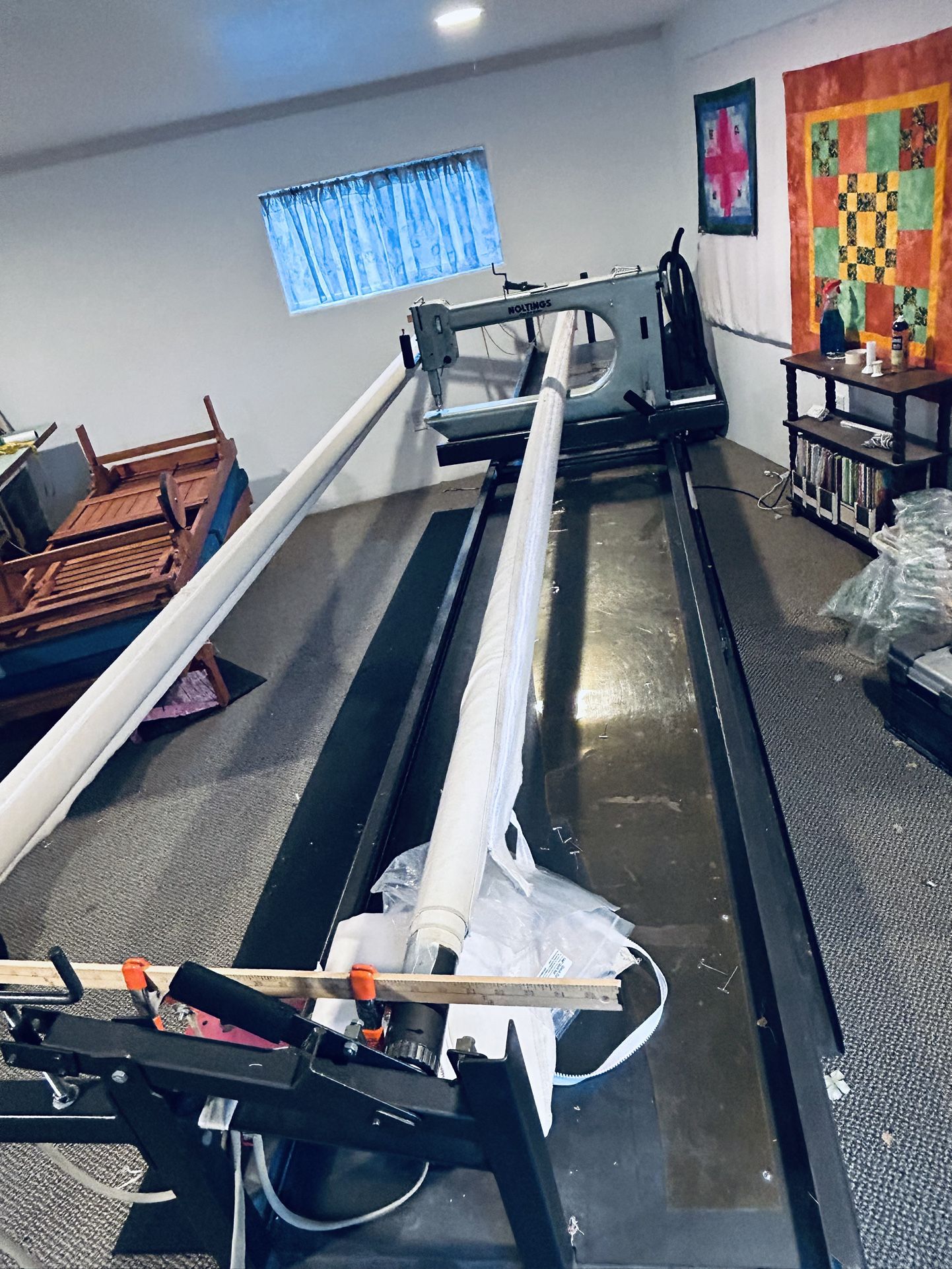 Noltin Longarm Quilting Machine And Sewing Tables