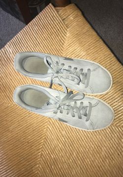 Nike grey suede walking shoes size 8.5 women’s