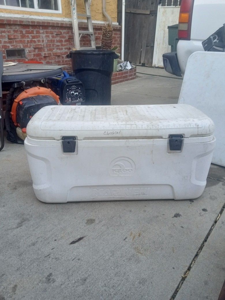 Big Igloo Cooler