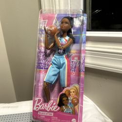 Barbie Made To Move Basketball Player Doll With 22 Joints And Basketball 3+