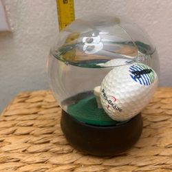 ADORNO ANTIGUO DE CRISTAL