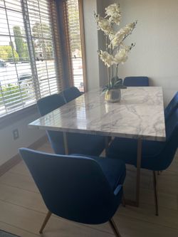 Faux marble Dinning table