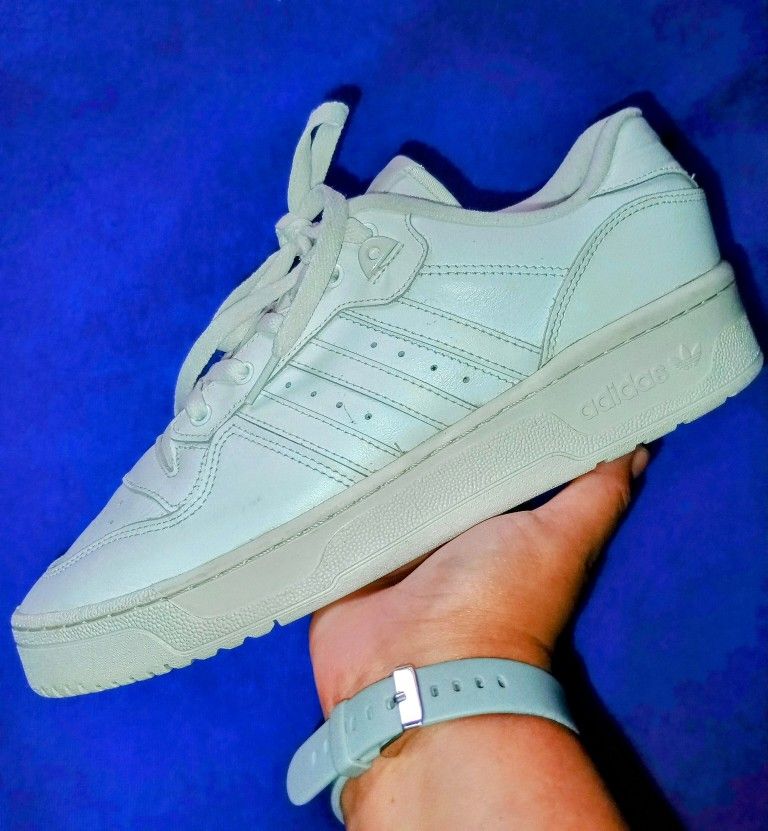 Men's Size 10 Adidas Rivalry Low Cloud White