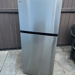 Refrigerator Apt Size