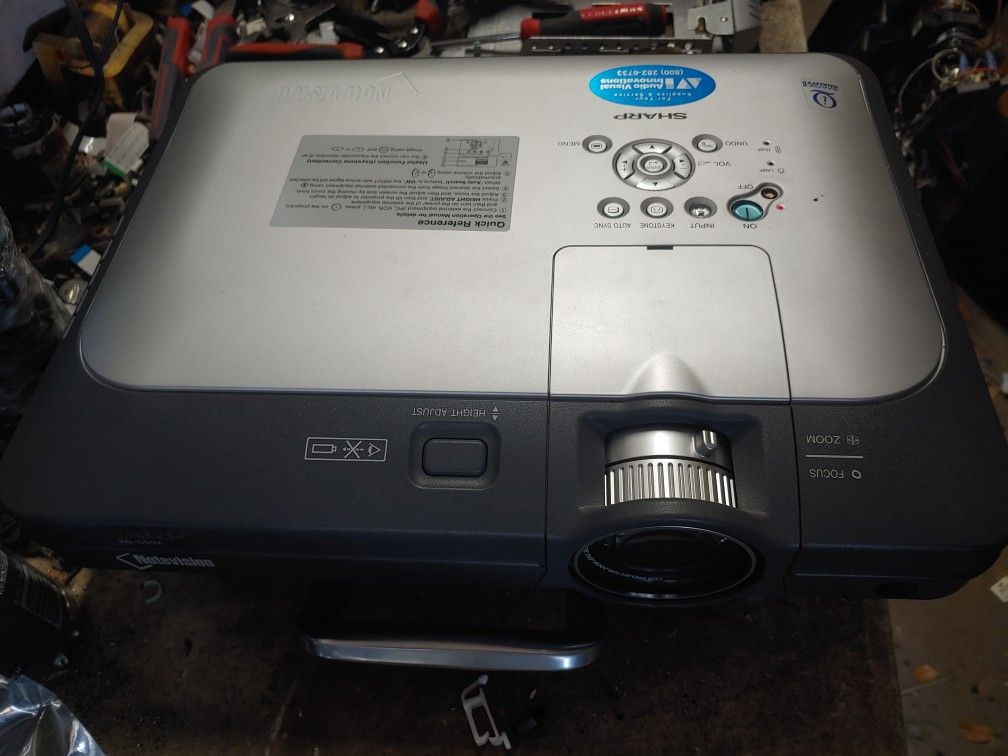 Sharp Notevision Xgc50x Projector for Sale in New Port Richey, FL