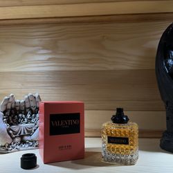 Valentino• Born In Roma Coral Fantasy 