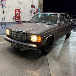 1980 Mercedes 240D Diesel