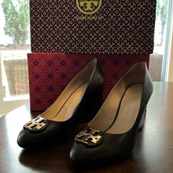 Tory Burch Black Wedge Shoe (Never worn)