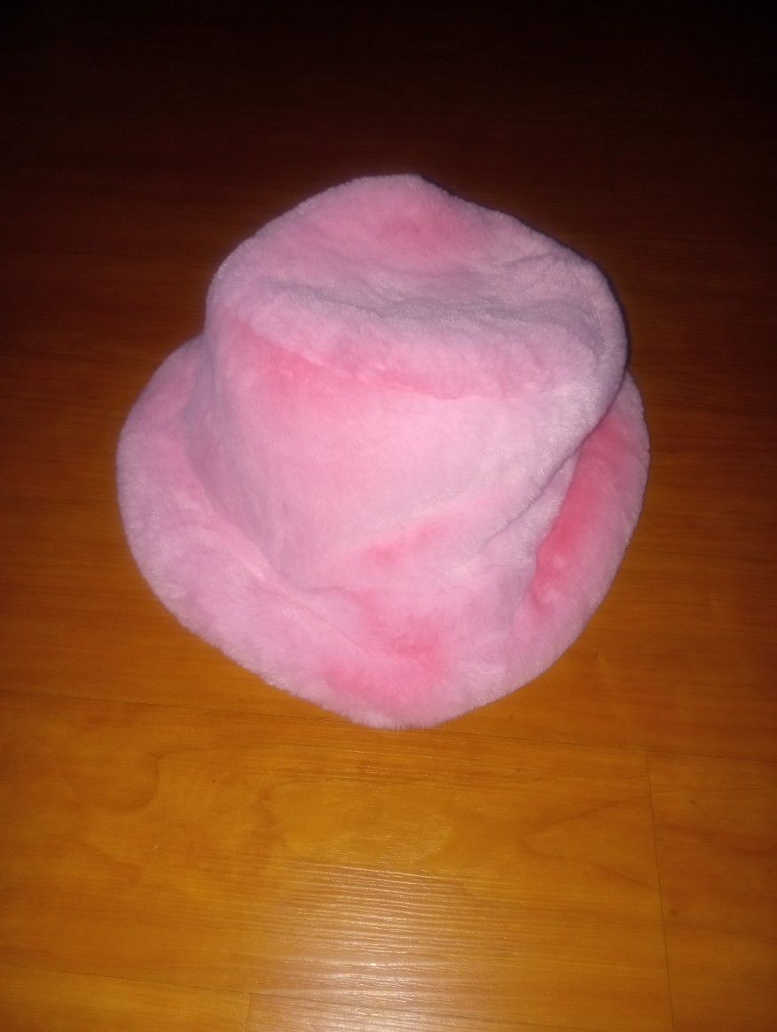 Plush Women's Pink Hat.