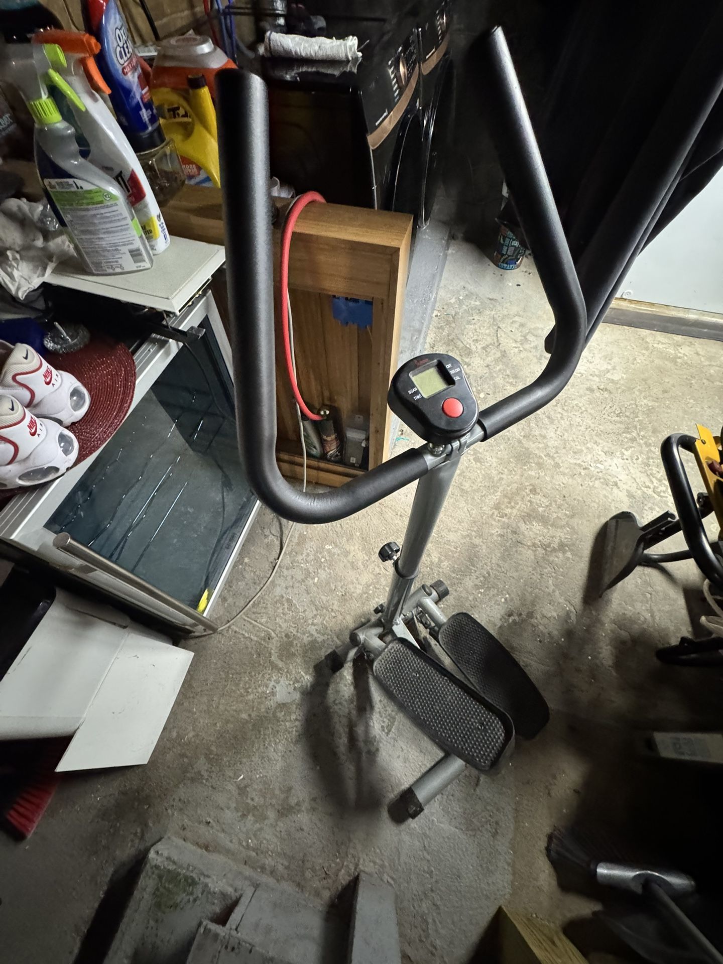 Sunny Health & Fitness Stair Stepper Machine with Handlebar