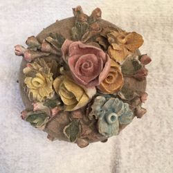 BEAUTIFUL Antique Ring Holder