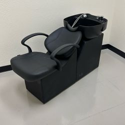 Hair washing Station 