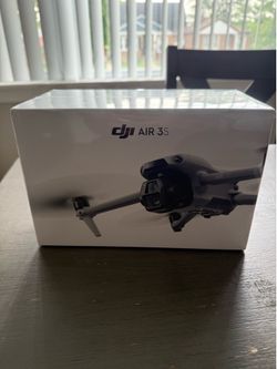 BRAND NEW DJI Air 3S (DJI RC-N3)