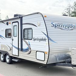 2014 Springdale By keystone 20FT travel trailer