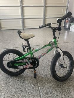 16 INCH BIKE NO TRAINING WHEELS 