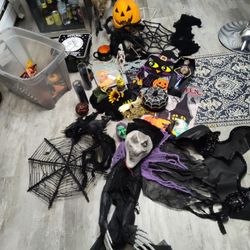 Halloween Decor