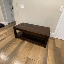 🌲 Rustic Solid Wood Coffee Table – 48” Long