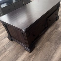 Wooden Center Coffee Table 