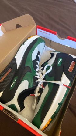 Nike air max 90 boys shoes used