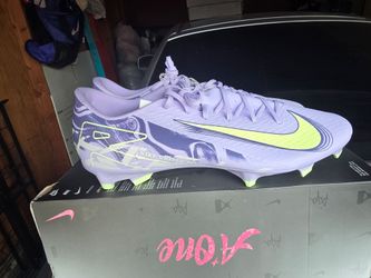 Nike mercurial size 13
