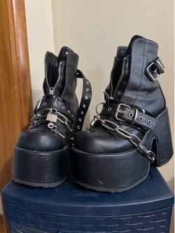 Demonia Platform Boots - Camel 205 - shoes 8.5