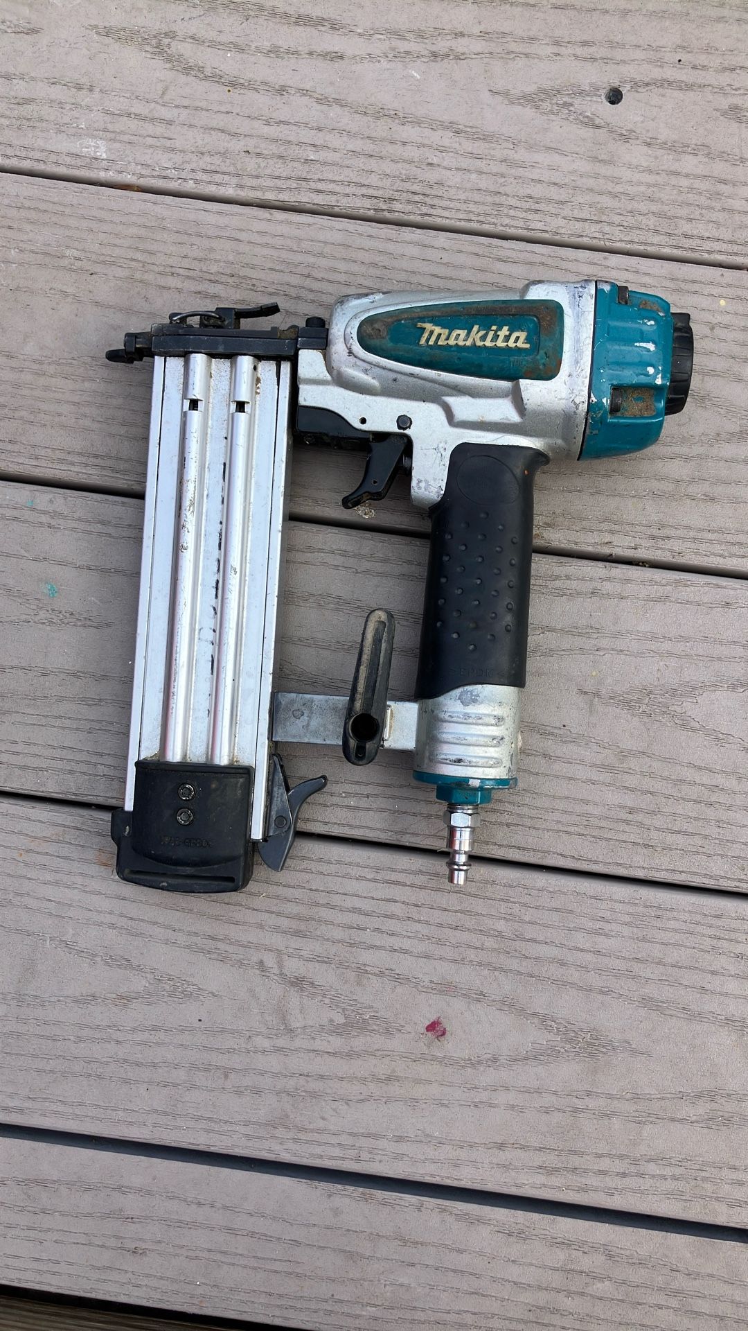Makita  