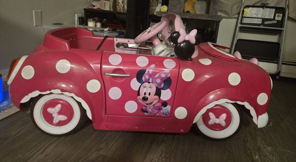Minnie Mouse Huffy Ride On Toy Vehicle POWERS ON Only