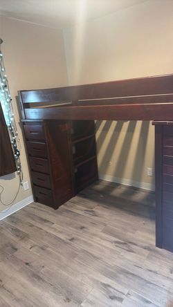 Bunk bed only one bed