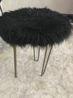 Black fluffy small stool