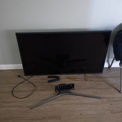Samsung (Flat Screen TV)