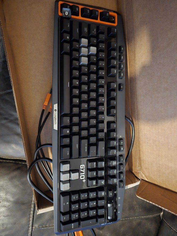 26 Logitech G710 Gaming Keyboards
