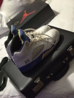 Retro Jordan 5s Laney