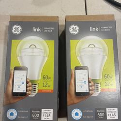 2 GE Smart Light Bulbs 