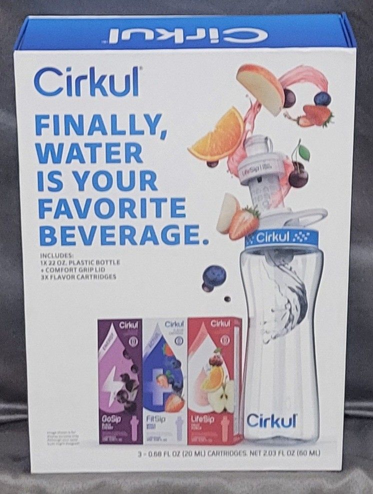 Cirkul Water Bottle w/ Three Flavor Cartridges, New