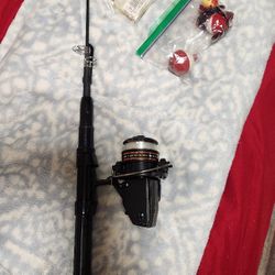 Collapsible Fish Rod + Accessories 