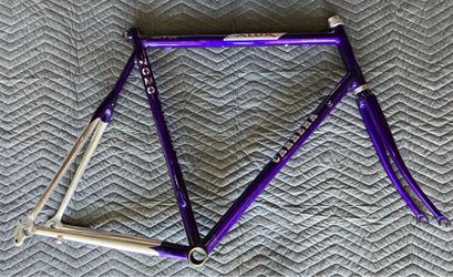 Carrera ALUX Road Bike Frame & Fork 61cm 700C Purple/Silver Frameset