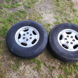 I have 4 Silverado tires and rims 8% tie tread On It. I Need 300. For It