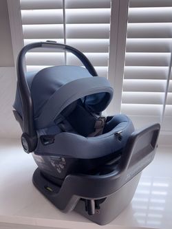 As New UPPAbaby Mesa Max Infant Car Seat Smoke Free around 2.5years old
