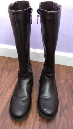 Big Girls Boots size 3