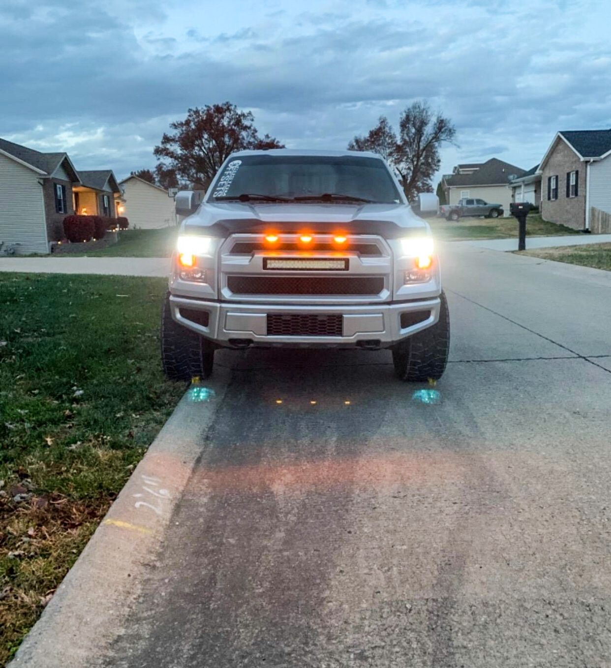 9005 LED Headlight Bulbs, 350% Brighter, HB3 LED High Beam, Mini Size LED Headlight Conversion Kit, 6000K Cool White