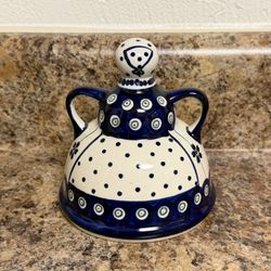 Boleslawiec Polish Pottery "Cheese Lady" dome cover, featuring a handmade blue and white pattern