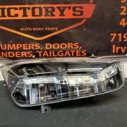 FORD MUSTANG MACH-e 2021-2023 COMPLETE RH HEADLIGHT W/PROJECTOR OEM