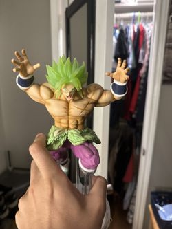 Broly Figure 
