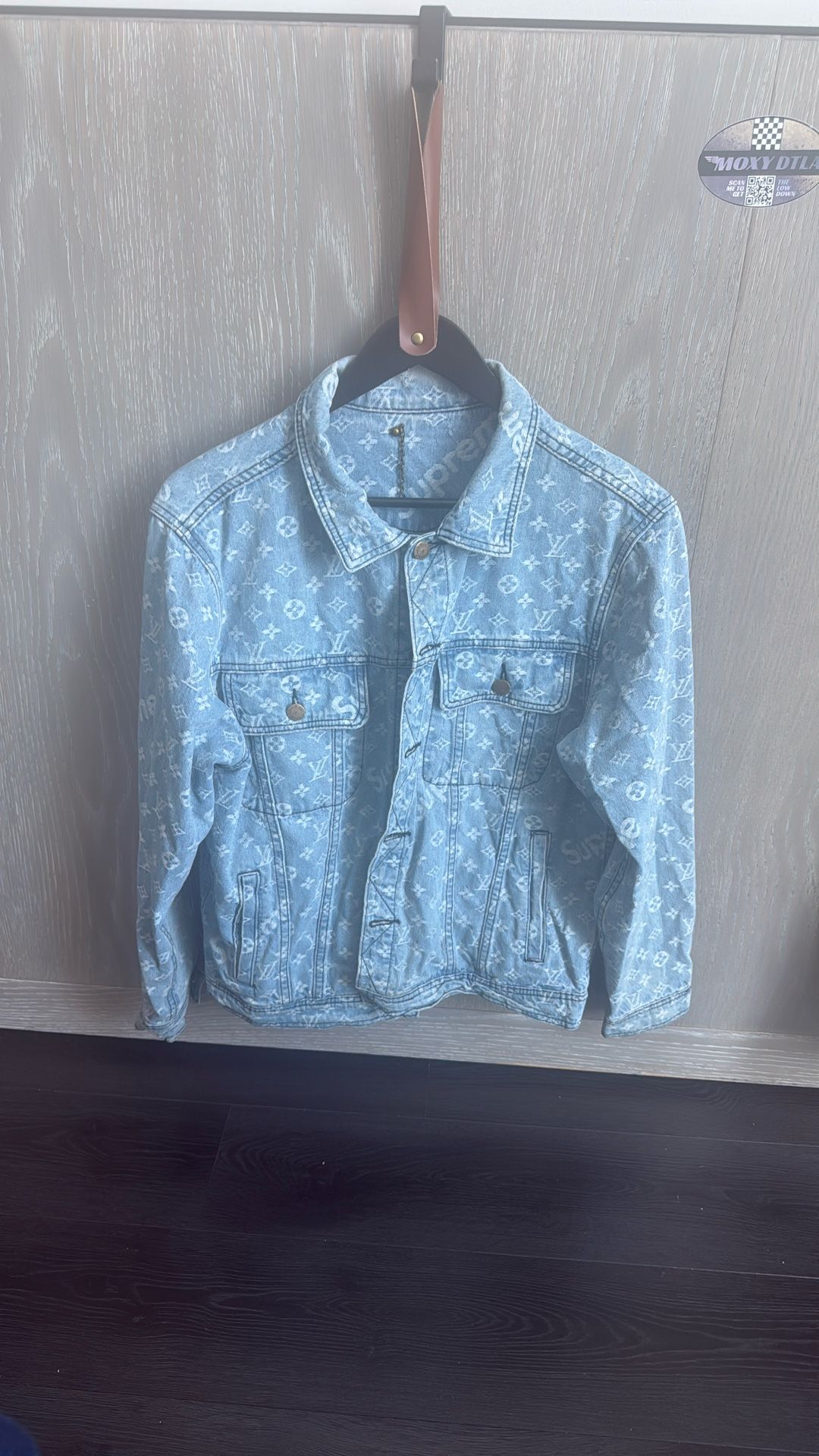 Louis Vitton SUPREME