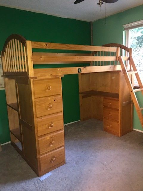 Nice wood bunk bed