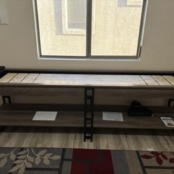 9ft Shuffleboard Table, like new!