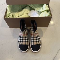 Burberry Toddler Socks Boots 