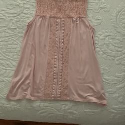 Women’s Sleeveless Top