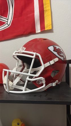 Kansas City chiefs helmet